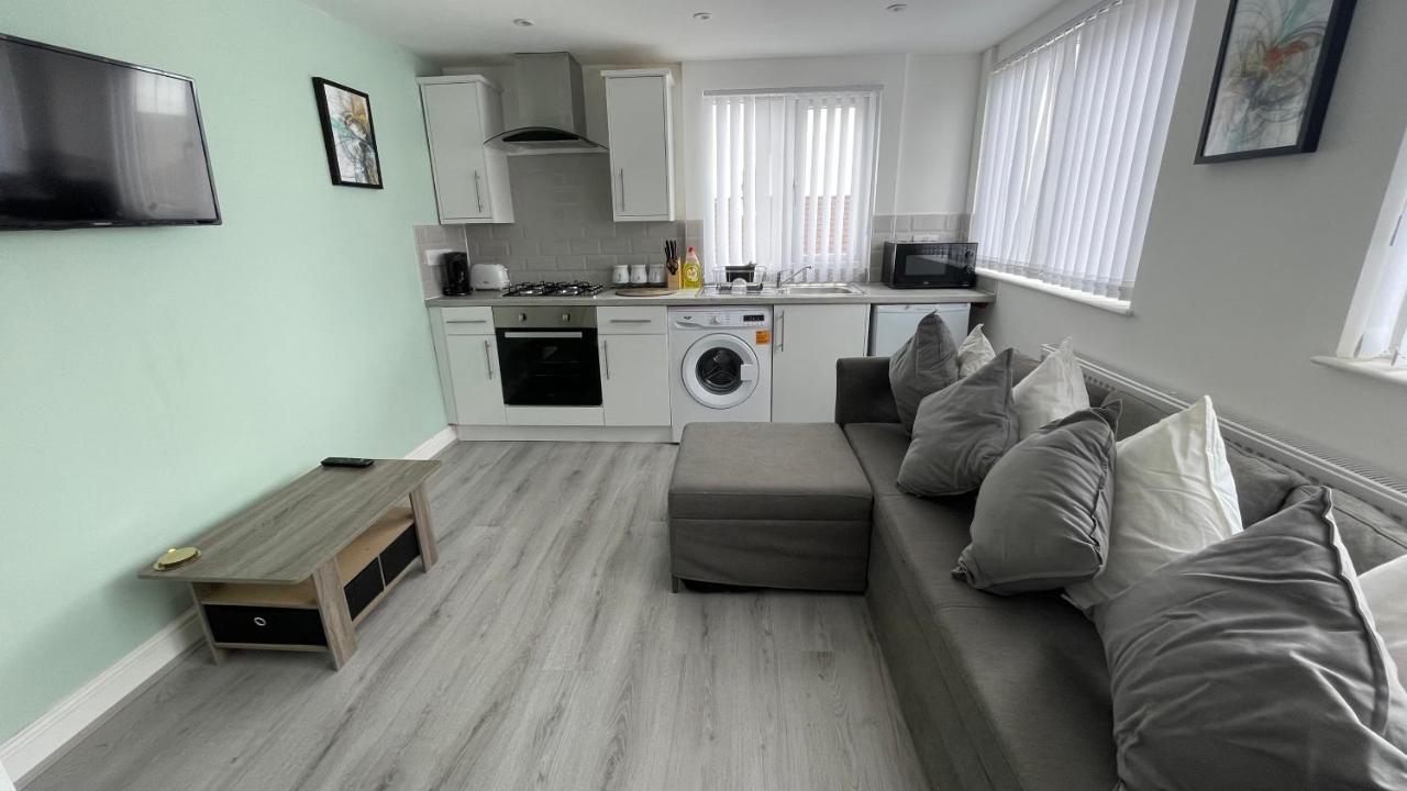 Ryan Air I Bnb - Lfc Apartments 리버풀 외부 사진