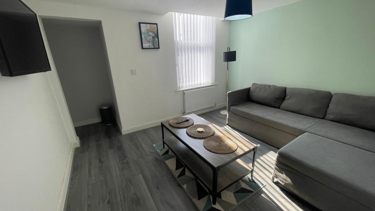 Ryan Air I Bnb - Lfc Apartments 리버풀 외부 사진